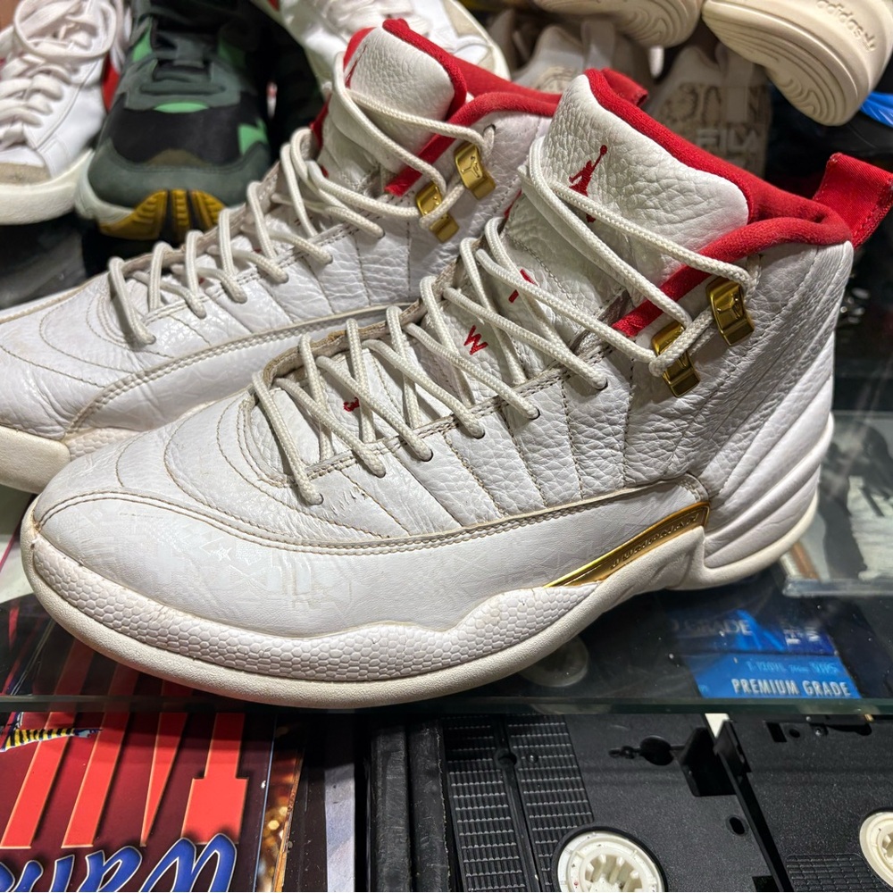 Air Jordan 12 Retro FIBA